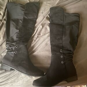 Lane Bryant 9w suede boots